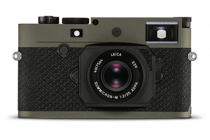 Leica M10-P Pour célébrer le 40ème anniversaire du prix Leica Oskar Barnack, Leica a proposé cette édition spéciale, le Leica M10-P “Reporter” (450 exemplaires, 2021).